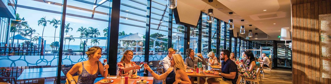 THE VUE RESTAURANT HERO 4Web RGB