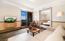 One Bedroom Suite Living