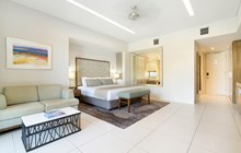 Superior Lagoon Room Living